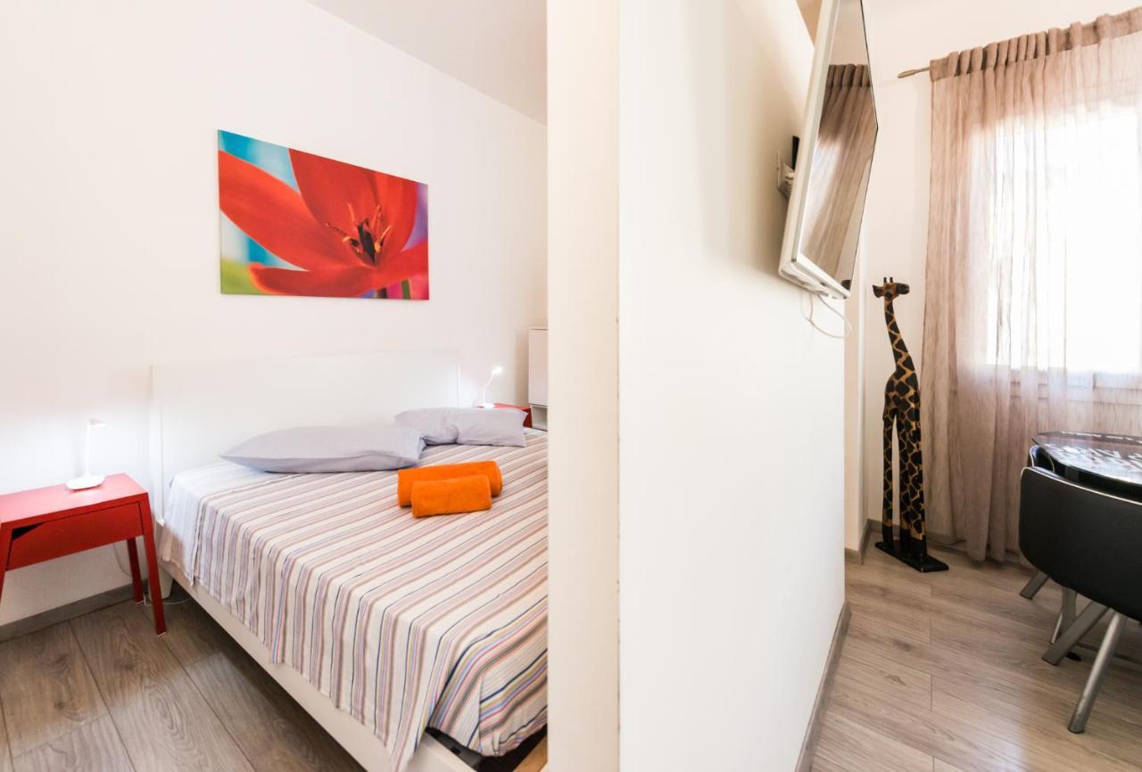 Geco'S Apartment Elmas Екстер'єр фото